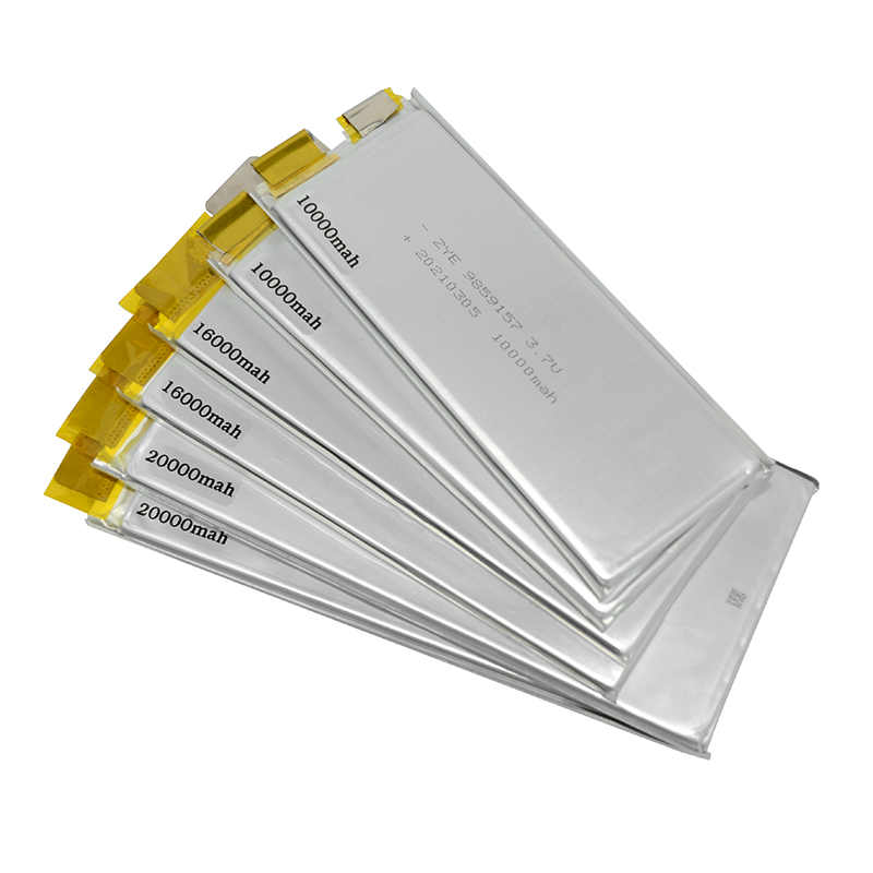 Bagaimana pengawal penerbangan memantau voltan bateri lipo dalam masa nyata?